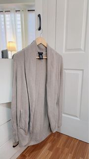 (Category: ) located in . Submitted by angelc.closet (Listing ID 1459240454, Image 1). Description: .