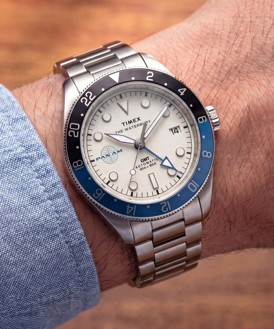 [包順豐] Pan Am x Timex Waterbury Automatic GMT 41.5mm Stainless Steel Bracelet Watch TW2Y94300 Automatic Watch 自動機械錶 機械錶 泛美航空 （分類：手錶）位於 Hong Kong。 由 daisy__13579 提交（商品編號 1459207519，圖片 1）。簡介： 包順豐站或智能櫃自取，或可於紅磡至屯門鐵路沿線交收 錶殻直徑 : 41.5mm 錶帶寬度：20mm 錶帶物料 : 不鏽鋼 錶殼物料 : 不鏽鋼 鏡面物料：K1礦物玻璃 機芯：自動上鍊機械機芯 防水：50米。