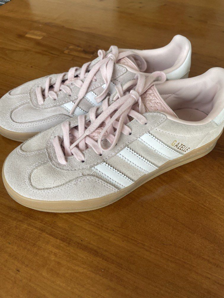 Adidas Gazelle size 5 wmn (Category: Sneakers) located in Makati City. Submitted by gr8bargain (Listing ID 1459095071, Image 2). Description: .
