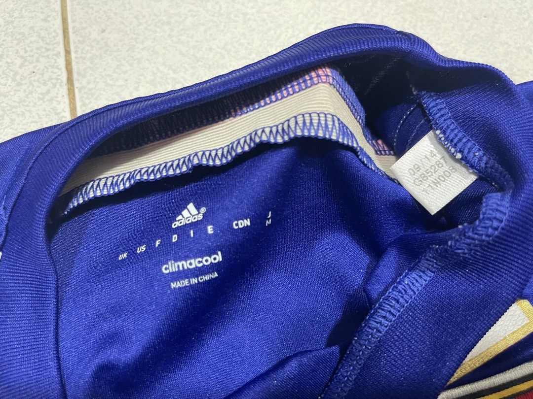 Adidas Japan Home Jersey (Category: Activewear) located in Mandaue City. Submitted by MJ_80 (Listing ID 1459188005, Image 3). Description: Adidas Japan Home Jersey Medium Dimes: 19 X 27 See photos for measurements Color rate & Condition: 9.9/10 Price: 1,650 .