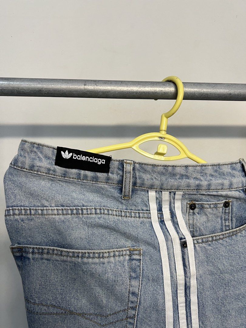 Adidas x Balenciaga Pants (Category: Jeans) located in Angono. Submitted by odd.fitt (Listing ID 1459140963, Image 2). Description: 32 on tag 34W 46L 10H Unnoticeable scratches and stains .