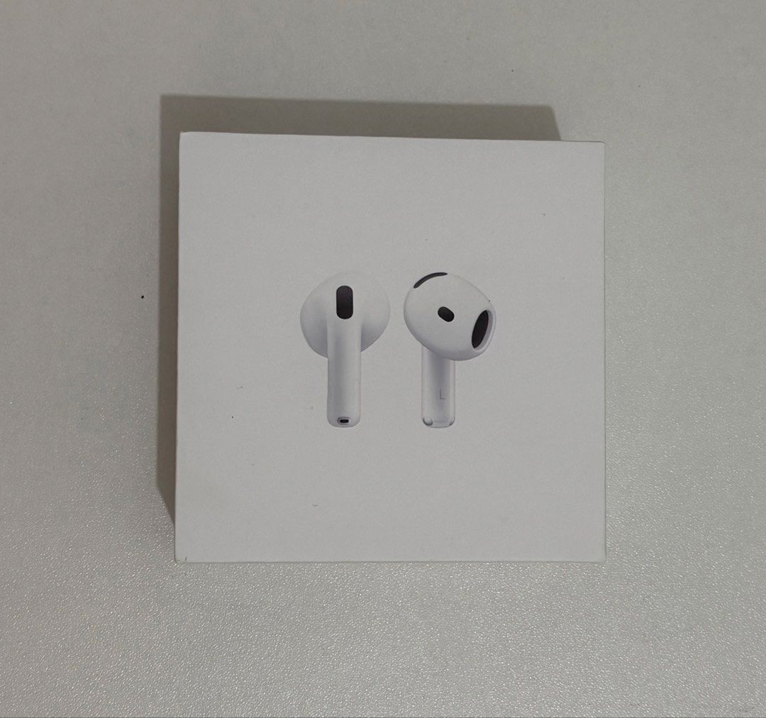 Airpods 4th Gen No ANC (Category: Headphones & Headsets) located in Santa Rosa. Submitted by kaitrbl (Listing ID 1459118417, Image 1). Description: Apple Airpods 4th Gen *no ANC New — Never used Bought July 12, 2026 in Beyond the Box ATC for ₱8,490.00 (receipt missing but bought along with my iPhone’s receipt :() Opened in store just to check if it works; other than that never used. RFS: Changed minds Actual photos posted. Still negotiable. SF sh