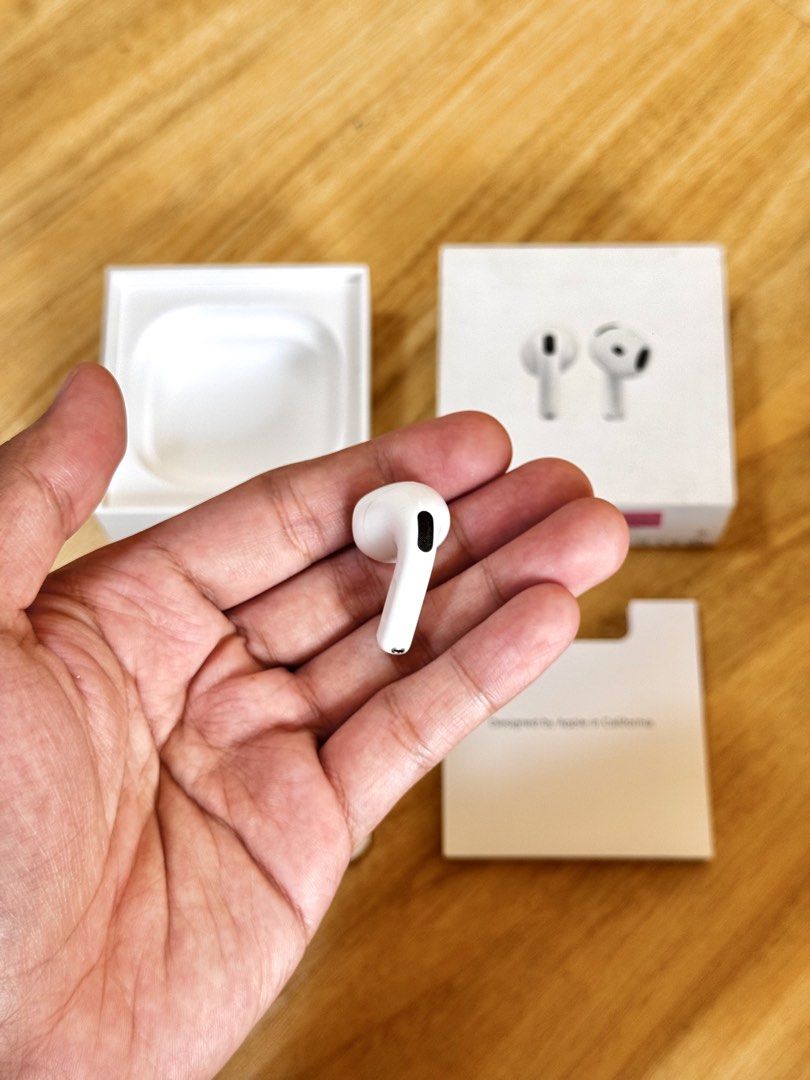 Airpods GEN 4 LEFT POD WITH ANC ONLY (Category: Earphones) located in Manila. Submitted by prelovedbyporttt (Listing ID 1459206106, Image 2). Description: Airpods GEN 4 LEFT POD WITH ANC ONLY 🔗PERSONAL WARRANTY: 1 MONTH (Valid as long as the item hasn’t been dropped or exposed to water) • 100% No hidden defects • 100% Battery health is in great condition • 100% Fully functional • 100% Original item (feel free to check my transaction post on my p