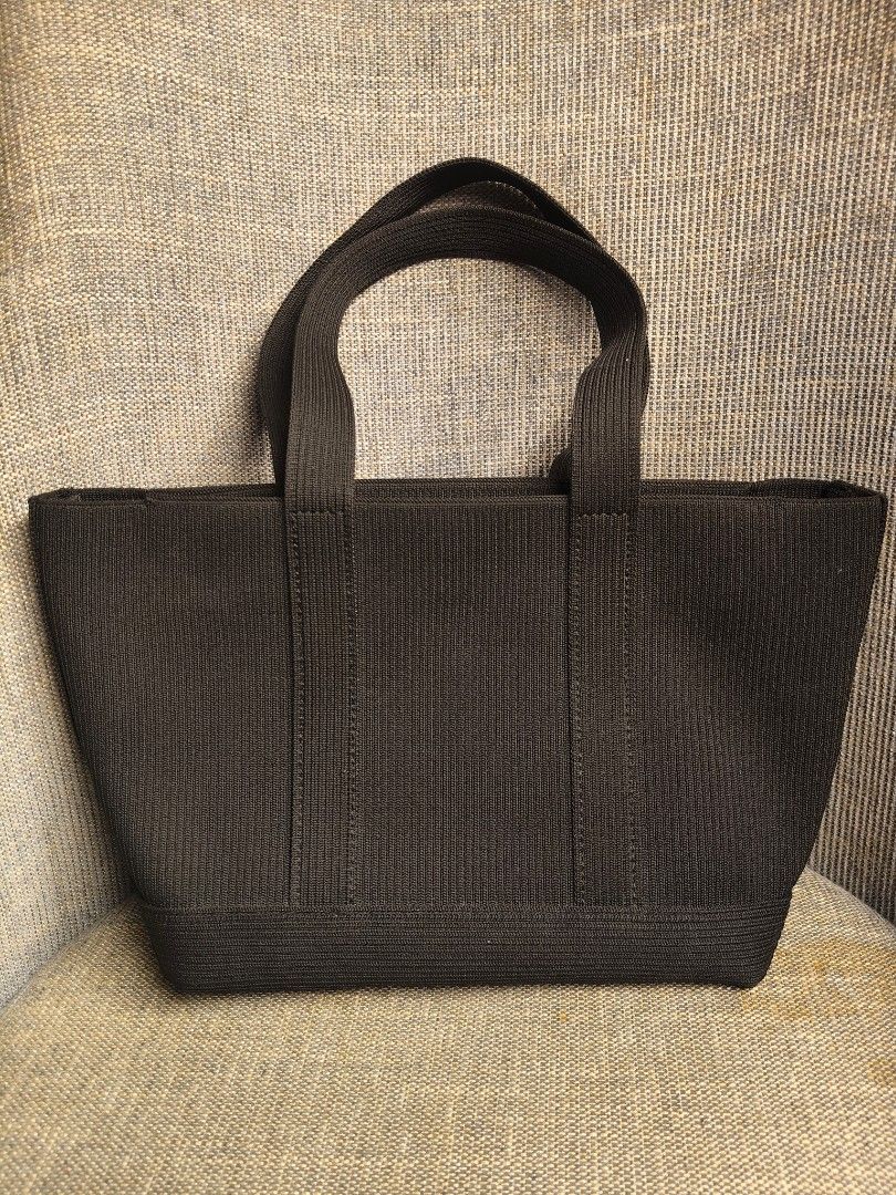 Alexander Wang Ryan Knit Mini Tote with Removable Strap (Category: Luxury Bags & Wallets) located in Mabalacat. Submitted by chiccharmbymitch (Listing ID 1455585716, Image 3). Description: .