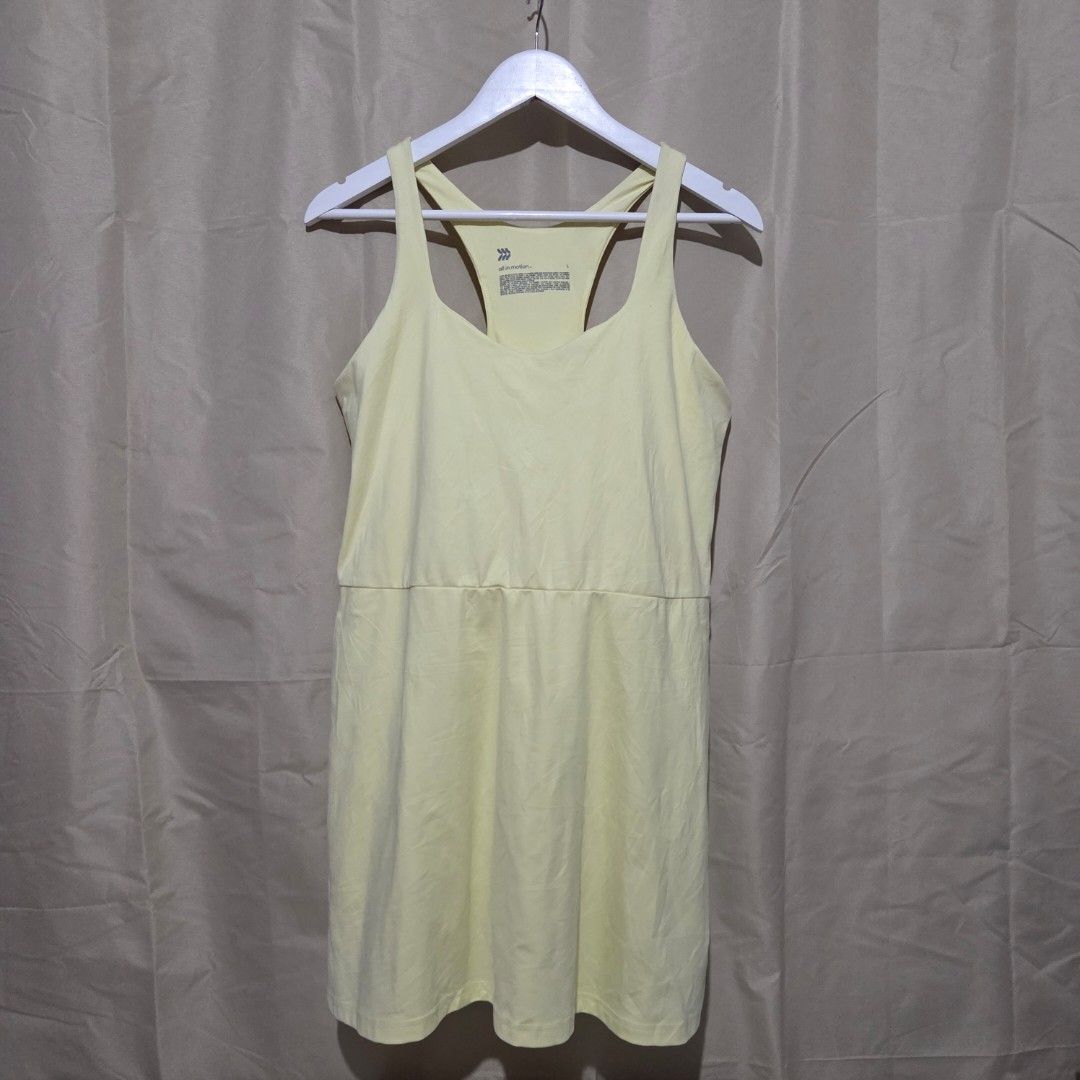 ALL IN MOTION ACTIVEWEAR DRESS (Category: Activewear) located in Santiago. Submitted by fromboxes (Listing ID 1459224763, Image 1). Description: Like new kaso may konting color transfer hnd naman super halata see pics (badang likod at side ng likod) with padslots see measurement Ships thru J&T Isabela North Luzon Shipping Nationwide No rush shipping 😊😊.