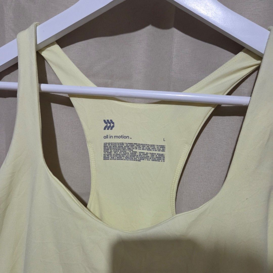 ALL IN MOTION ACTIVEWEAR DRESS (Category: Activewear) located in Santiago. Submitted by fromboxes (Listing ID 1459224763, Image 2). Description: Like new kaso may konting color transfer hnd naman super halata see pics (badang likod at side ng likod) with padslots see measurement Ships thru J&T Isabela North Luzon Shipping Nationwide No rush shipping 😊😊.
