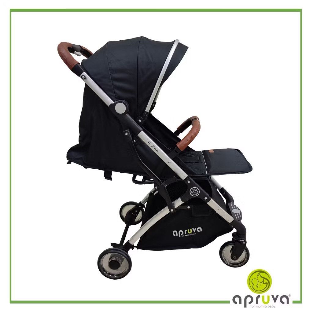 Apruva EZee Portable Stroller (Category: Strollers) located in Cainta. Submitted by sati_vaaa (Listing ID 1459212895, Image 2). Description: Preloved Apruva Ezee portable stroller. Srp is 7,700+ selling for only half it’s price. Has minor scratches overall condition 8/10. Check last slides for actual item photos.