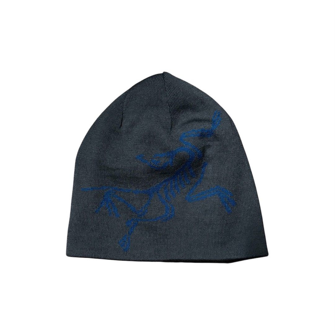 Arc’teryx Mountain Toque Reversible Beanie Hat (Category: Caps & Hats) located in Muntinlupa City. Submitted by rtyfck (Listing ID 1459171379, Image 1). Description: Arc’teryx Mountain Toque Reversible Beanie Details : •Size : OSFA •Issue : none •Condition : Like New •₱2,880.