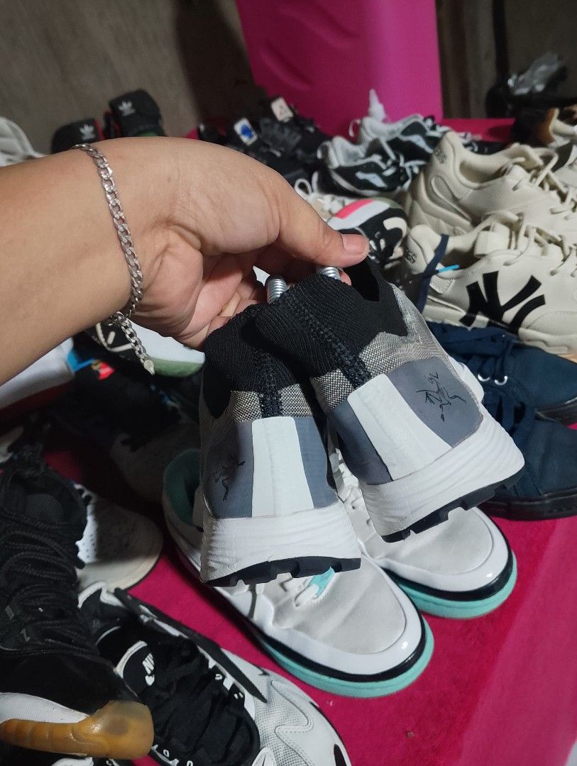 Arcteryx slip on (Category: Shoe inserts & accessories) located in Batangas. Submitted by mightypenguin-764c23 (Listing ID 1459141463, Image 3). Description: .