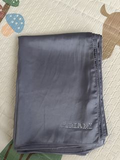 (Category: ) located in . Submitted by preloved_by_lalalazafry (Listing ID 1459197592, Image 1). Description: .