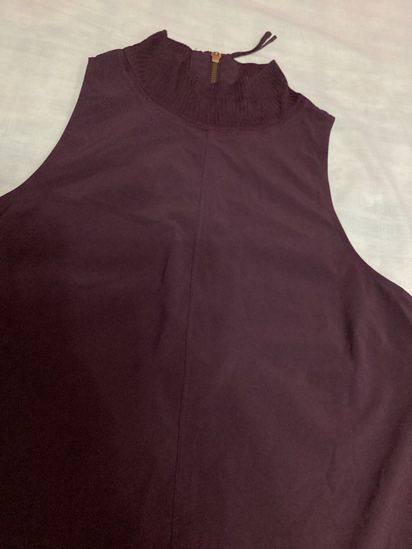Athleta Burgundy Dress (Category: Dresses) located in Davao. Submitted by ferdipt (Listing ID 1459209719, Image 2). Description: Size XXs L: 37 inches Designed in San Francisco 86% Polyester, 14% Spandex .