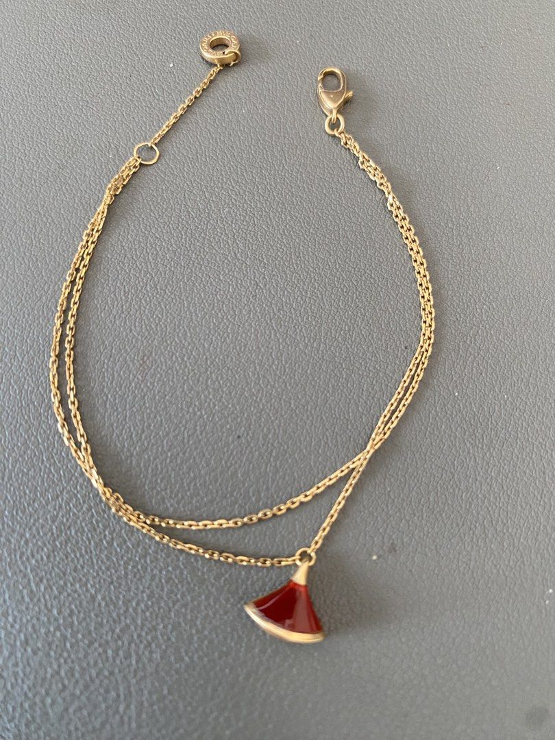 Auth Bvlgari diva dream bracelet carnelian (Category: Bracelets) located in Muntinlupa City. Submitted by shoebizzness (Listing ID 1459138904, Image 2). Description: Guaranteed Auth Complete markings at edge of circle and lobster lock 6 inches Meet up Alabang .