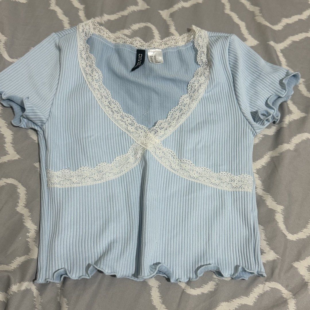 Baby Blue Top (Category: Blouses) located in Quezon City. Submitted by arejayzon (Listing ID 1459128174, Image 1). Description: .