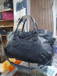 (Category: ) located in . Submitted by bags4ever (Listing ID 1459281503, Image 1). Description: .