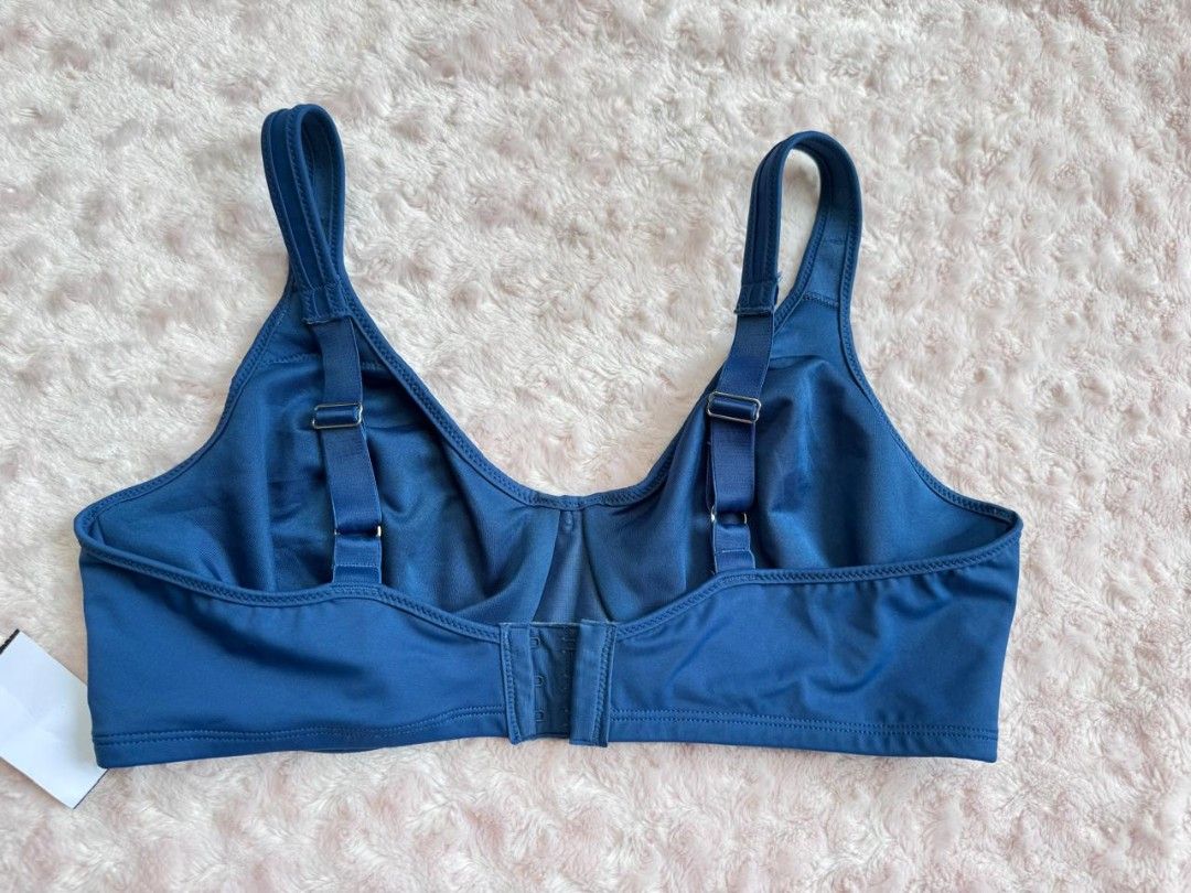 Bali Blue Full Coverage Bra 38D (Category: Undergarments & Loungewear) located in Llanera. Submitted by expresclothing (Listing ID 1459193733, Image 3). Description: - Blue Bali bra - Full coverage style - Lace trim on straps - Adjustable straps - Hook-and-eye back closure - Made in Vietnam - Material: Nylon and spandex blend.