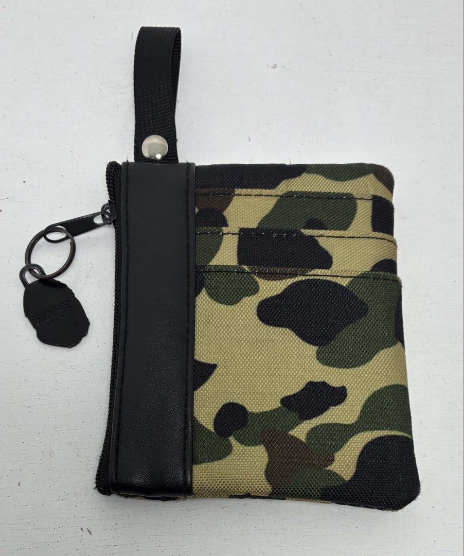 Bape kids small pouch (Category: Belt bags, Clutches and Pouches) located in Manila. Submitted by egayfinds420 (Listing ID 1459115540, Image 3). Description: BAPE KIDS SMALL POUCH😍🥶 EXCELLENT CONDITION COLOR RATE 9.5/10 OR BETTER .