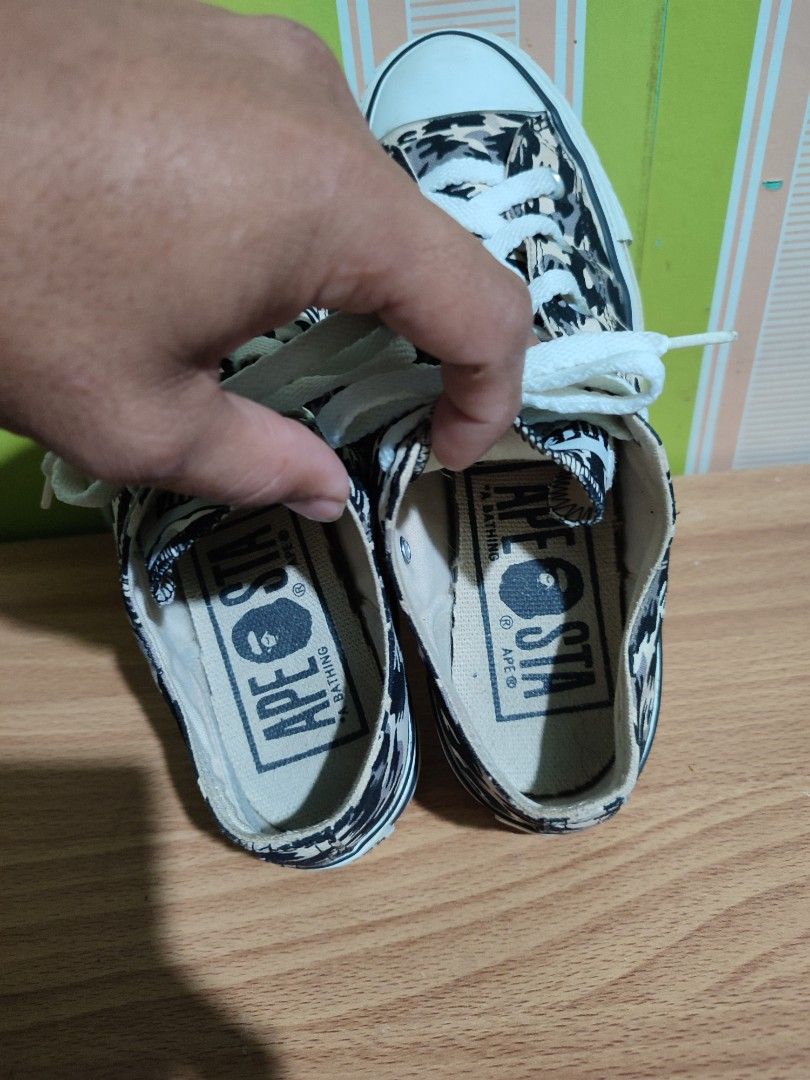 BAPE STA Low Leopard Print (Category: Sneakers) located in Manila. Submitted by choycleverdeer.f04b80 (Listing ID 1459121555, Image 3). Description: - BAPE STA Low sneakers - Classic leopard print - Size 41 - Ideal for streetwear enthusiasts - Please check photos for exact condition.