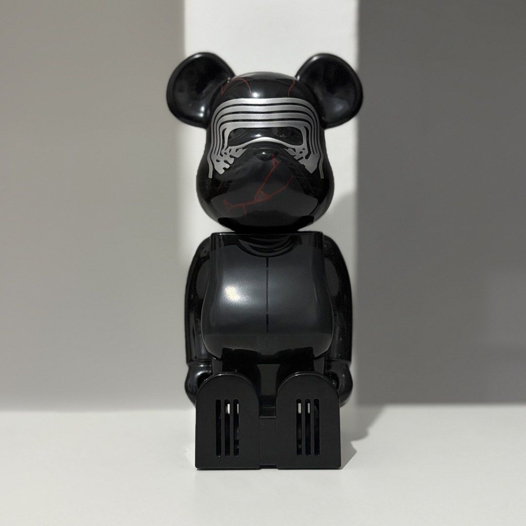Bearbrick x Cleverin: Kylo Ren (Category: Designer & Blind Box Toys) located in Santa Rosa. Submitted by shikaricollectibles (Listing ID 1459124787, Image 1). Description: Bearbrick x Cleverin No Box & Cleverin Sticks Price: ₱650 each Location: Santa Rosa, Laguna/ Cubao, QC MOD: J&T/ LBC/ Lalamove MOP: Gcash/ BPI.