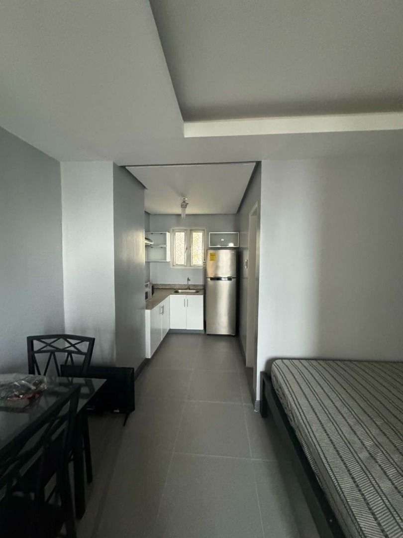 Birch Tower Robinson Manila (Category: Apartments & Condos) located in Taguig. Submitted by lesrealtor_servantsoulrealty (Listing ID 1459156400, Image 3). Description: FOR RENT Fully Furnished Studio Unit🏠 📍Looking for a stylish, cozy and hassle-free place to call home? This fully furnished studio unit at Birch Tower near Robinsons Manila is the perfect choice! 💰25000/Month (Association dues included 🛋️Studio Unit/30sqm 📩Sent me a message fo