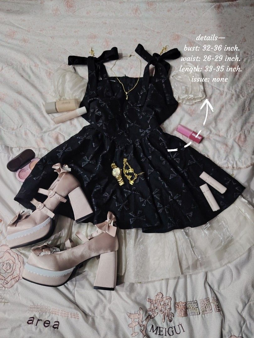 black embossed ribbon dress 🖤 (Category: Dresses) located in Hermosa. Submitted by lcvelycath (Listing ID 1459224731, Image 2). Description: size: s-m °. thrifted, pre-loved, or brand new but ready to wear (some aren't bcs i don't have the time to wash them, very sorryy :<) colors may vary due to lightning & quality 𐙚 °. check details before mine joy miners will be posted :> 𐙚 °. payment first °. mode of payment: Gc@sh mode of delivery: JNT 𐙚