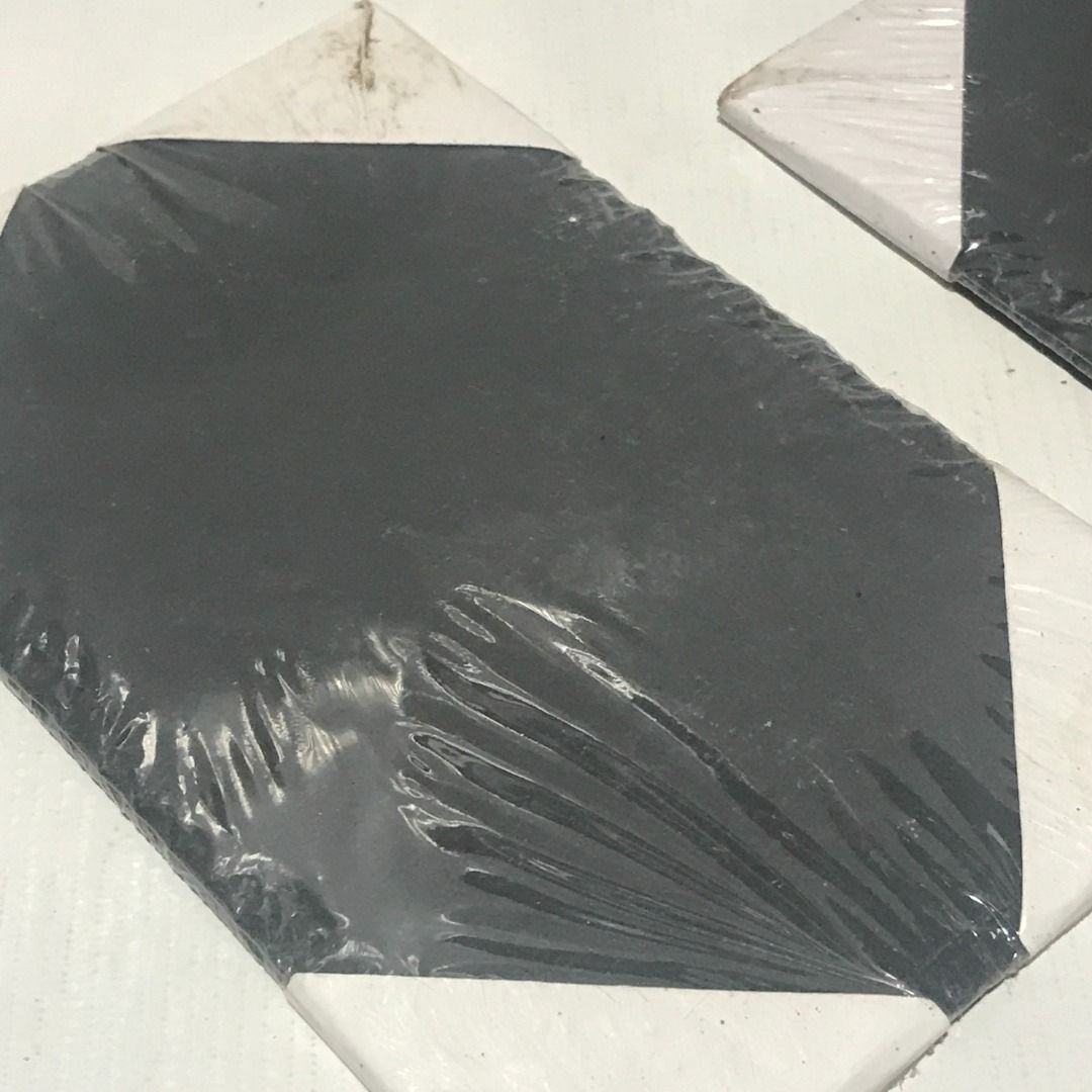 black slate stone plates #4964 (Category: Dinnerware & Cutlery) located in Malabon City. Submitted by mldg.surplus (Listing ID 1459180464, Image 2). Description: MLDG Surplus Reminder: •Expect minimal flaws such as stain, lint, scratches etc. •No reservation, we can accept your offer, but it doesn't mean that the item is reserved. •No other picture. All pictures are posted already. •Battery operated items does not included battery when purchased.