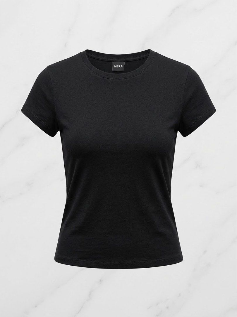 Black top (Category: Shirts) located in Manila. Submitted by nicsubi (Listing ID 1459242800, Image 1). Description: .