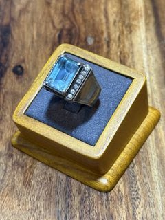 (Category: ) located in . Submitted by AntiqueAuthenticSG (Listing ID 1459156348, Image 1). Description: .