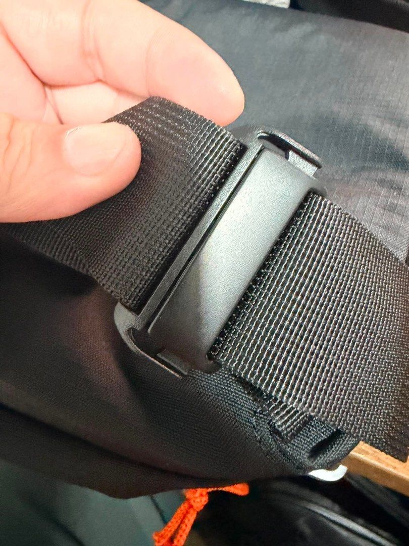 BNWT: Bellroy Venture Sling 6L (black) (Category: Sling Bags) located in Quezon City. Submitted by vbcsells (Listing ID 1459228461, Image 2). Description: SRP in UrbanTravellerCo is 8,505, Only selling for 6,500. Brand new condition, still with tag. Complete packaging. RFS: change of plans. Does not fit my carry. MOP: Unionbank and Gcash Shipping from New Manila or Speaker Perez.