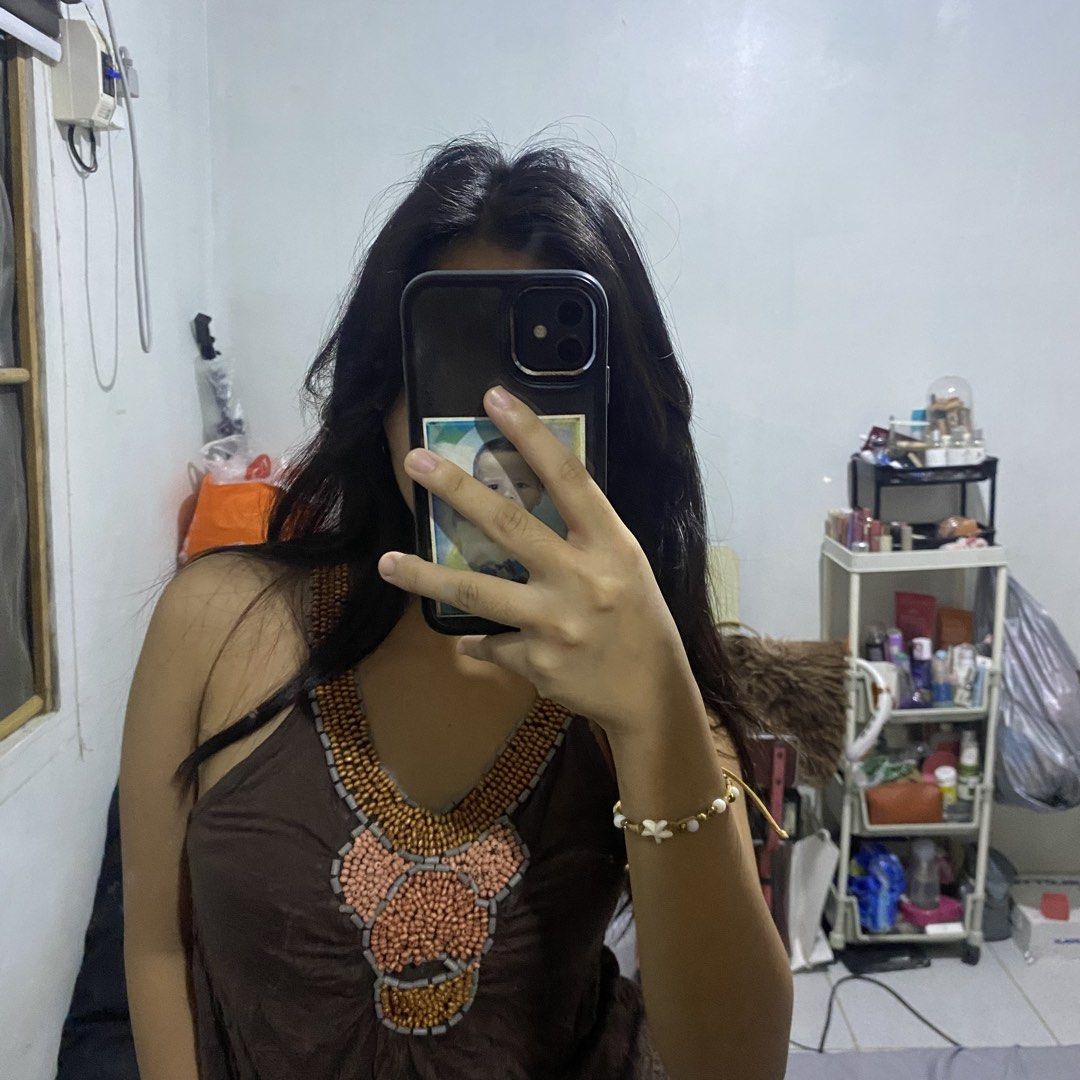 boho beaded top (Category: Blouses) located in Tarlac. Submitted by jelugh (Listing ID 1459214097, Image 2). Description: so cutee! no missing beads, intact silaa size small- semi medium.