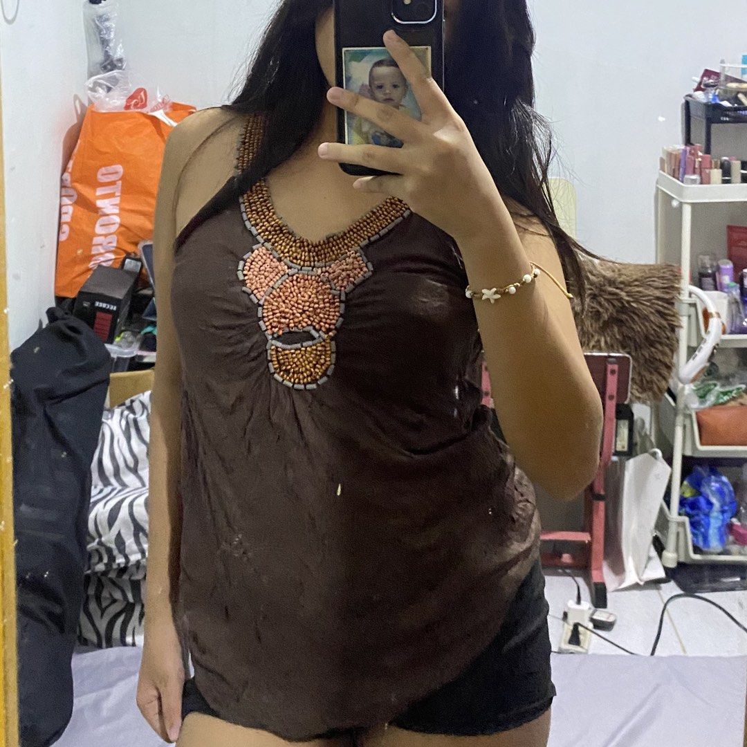 boho beaded top (Category: Blouses) located in Tarlac. Submitted by jelugh (Listing ID 1459214097, Image 3). Description: so cutee! no missing beads, intact silaa size small- semi medium.