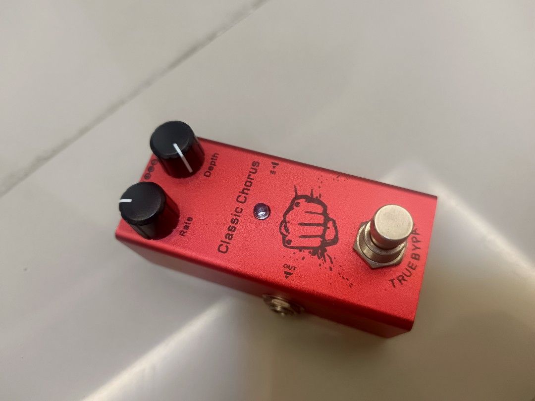 BRAND NEW YUER Classic Chorus (Category: Cases & Sleeves) located in Quezon City. Submitted by jaybazaarofficial (Listing ID 1459168517, Image 1). Description: Selling my beloved analog effects either as set or per piece. I have decided to quit my long time hobby and these fellow needs a new home. Most are brand new and with boxes, while others are only used once or twice. You may visit my account page for other analog effects that might pique yo