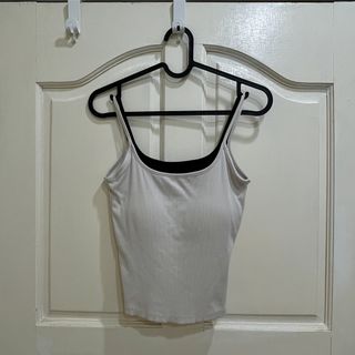 由 7ya__ (刊登 ID 1459247489，圖片 1) 提交，位於 的 (類別：)，說明：。