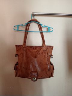 (Category: ) located in . Submitted by YSL80022 (Listing ID 1459236452, Image 1). Description: .