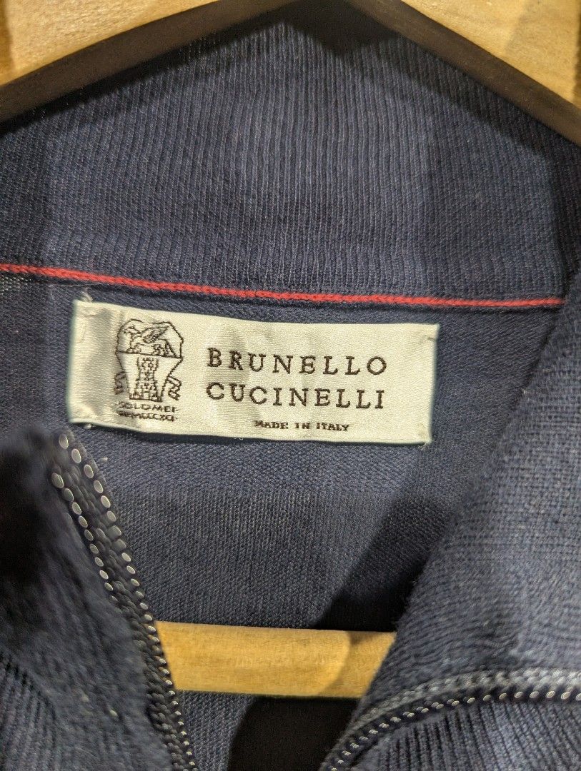 Bruneli cucneli jacket (Category: Coats, Jackets and Outerwear) located in Mabalacat. Submitted by samberr1827 (Listing ID 1459245906, Image 3). Description: .