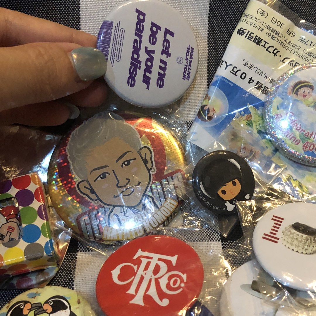 Bundle Badge Pins Assorted (Category: Handmade Craft) located in Quezon City. Submitted by kitsune.treasures (Listing ID 1459160502, Image 2). Description: *First to pay policy! *1 day reservation only. Failure to pay on time, auto cancel. 📍Quezon City * MOD: J&T | Lalamove * MOP: GCASH | BPI 📦ON HAND AND READY TO SHIP! CONDITION: WHAT YOU SEE IS WHAT YOU GET. Dimensions: Kindly check the photos for the actual measurements. Please check all the