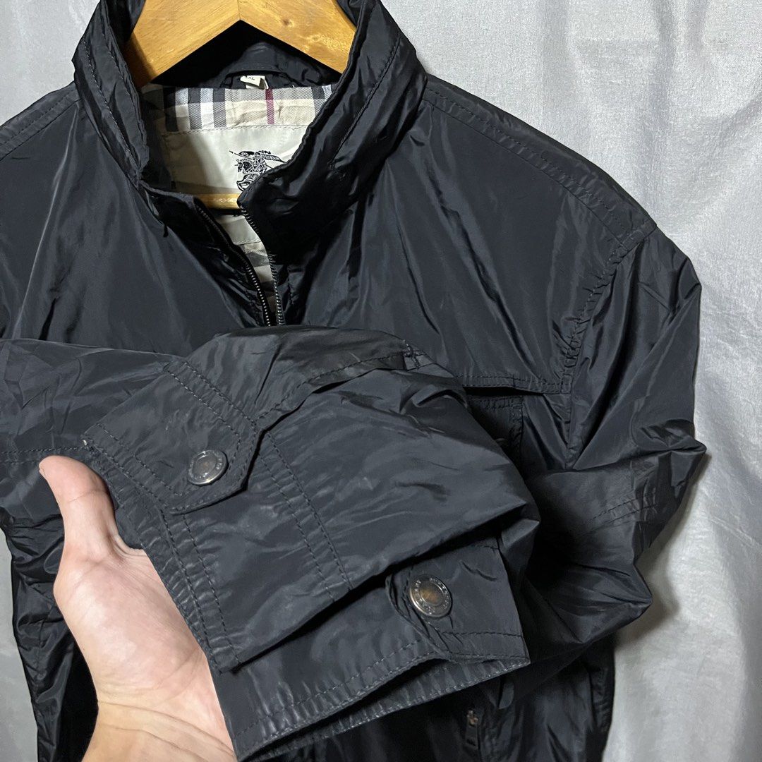 BURBERRY (Category: Coats, Jackets and Outerwear) located in Las Pinas. Submitted by unknownthfrift99 (Listing ID 1459108073, Image 3). Description: FOR SALE BURBERRY XXL W-23 L-28 L VERYGOOD ISSUE KITA SA WASH TAG 1500 + SF LAS PIÑAS LOCATION .