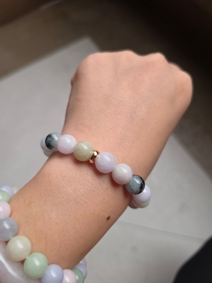 Burma jadeite with certificate (Category: Bracelets) located in Quezon City. Submitted by givesomespace (Listing ID 1459178353, Image 2). Description: 11mm, with certificate and box. .