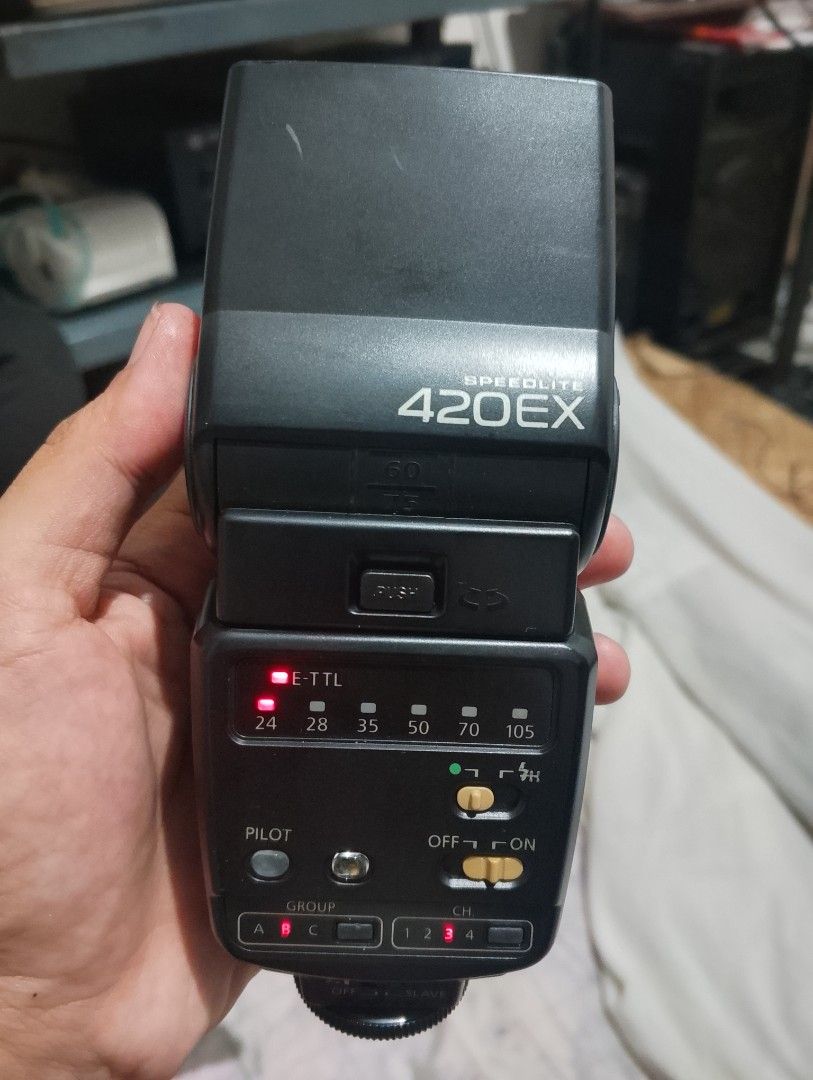 Canon Speedlite 420EX E-TTL External Flash (Category: Flashes) located in Caloocan City. Submitted by baboon013 (Listing ID 1459150155, Image 1). Description: - Canon Speedlite 420EX external flash - E-TTL compatible - Built-in pilot light function - Adjustable power and zoom settings - Compatible with Group A, B, C and Channels 1, 2, 3, 4 - Ideal for all your photography needs.