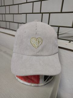 (Category: ) located in . Submitted by ek_thriftstore90 (Listing ID 1459149379, Image 1). Description: .