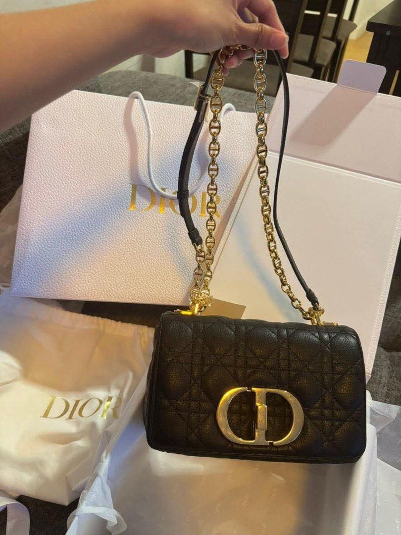 Caro dior (Category: Luxury Bags & Wallets) located in Manila. Submitted by joycee.frvr (Listing ID 1459152052, Image 1). Description: Like new .