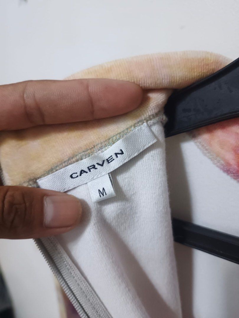 CARVEN (Category: Longsleeves) located in Dasmarinas. Submitted by jessputrages (Listing ID 1459264399, Image 3). Description: For sale Carven Excellent condition No issue 300 plus shipping fee Pm for more details.