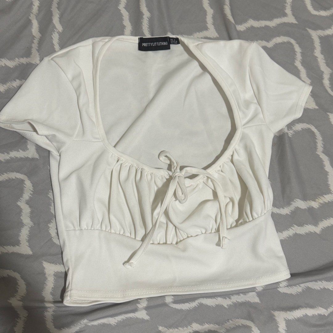 Casual White Top (Category: Others Tops) located in Quezon City. Submitted by arejayzon (Listing ID 1459127702, Image 1). Description: .