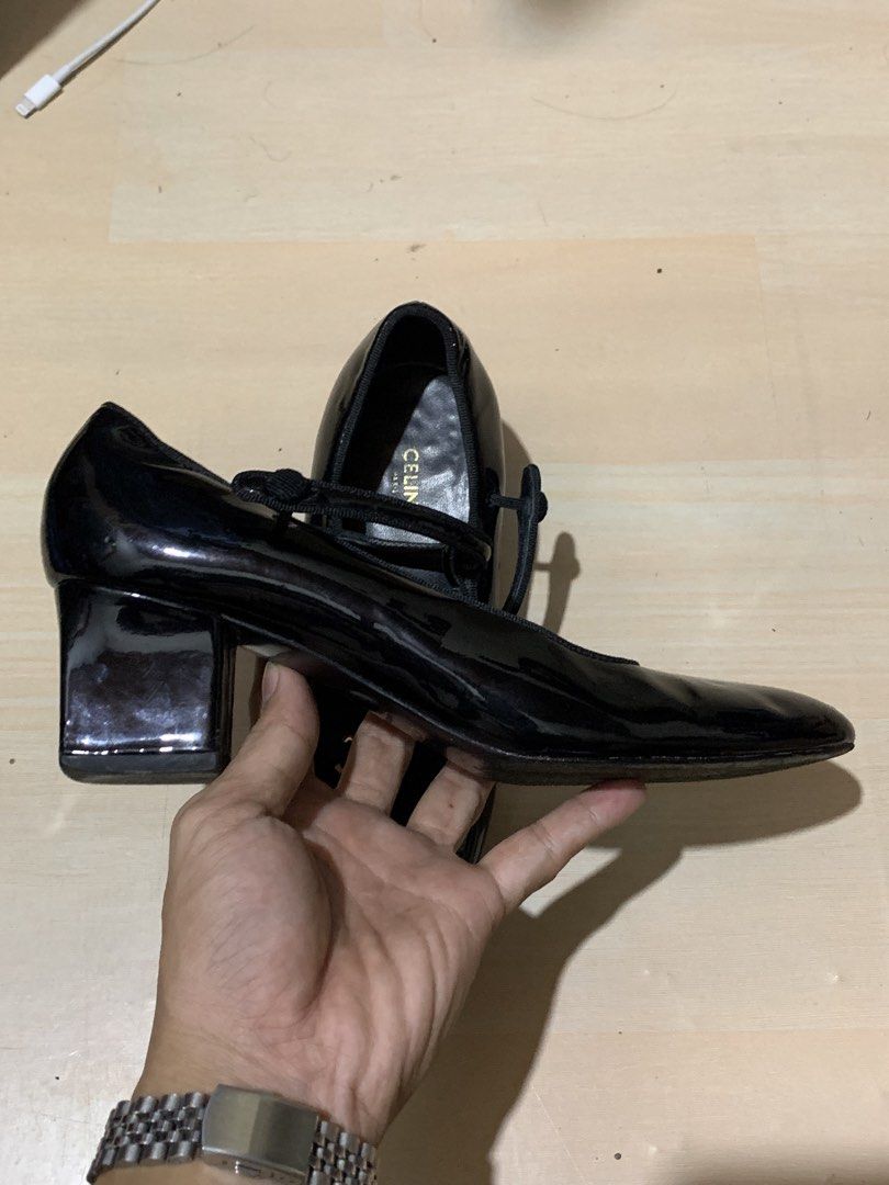 Celine sandal size 37 (Category: Sneakers & Footwear) located in Zamboanga. Submitted by totsthrifted (Listing ID 1459242388, Image 2). Description: Excellent condition Issue minimal only see the last pic Like new Size 37 9.8/10 Pm📩.