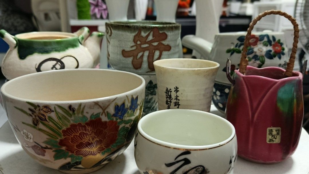 Ceramic Pot (Category: Pots & Planters) located in Makati City. Submitted by shayne1115 (Listing ID 1459100464, Image 1). Description: Authentic imported ceramic pots directly from Japan! 🏺 Features minimal, modern, and traditional Japanese designs crafted with durable quality. Ideal for succulents, small indoor plants, or stylish tabletop displays. Elevate your plant collection with a touch of Japanese elegance.