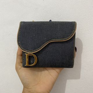 (Kategori: ) berada di . Dikirim oleh cccoodeey (ID iklan 1459212714, Gambar 1). Deskripsi: .