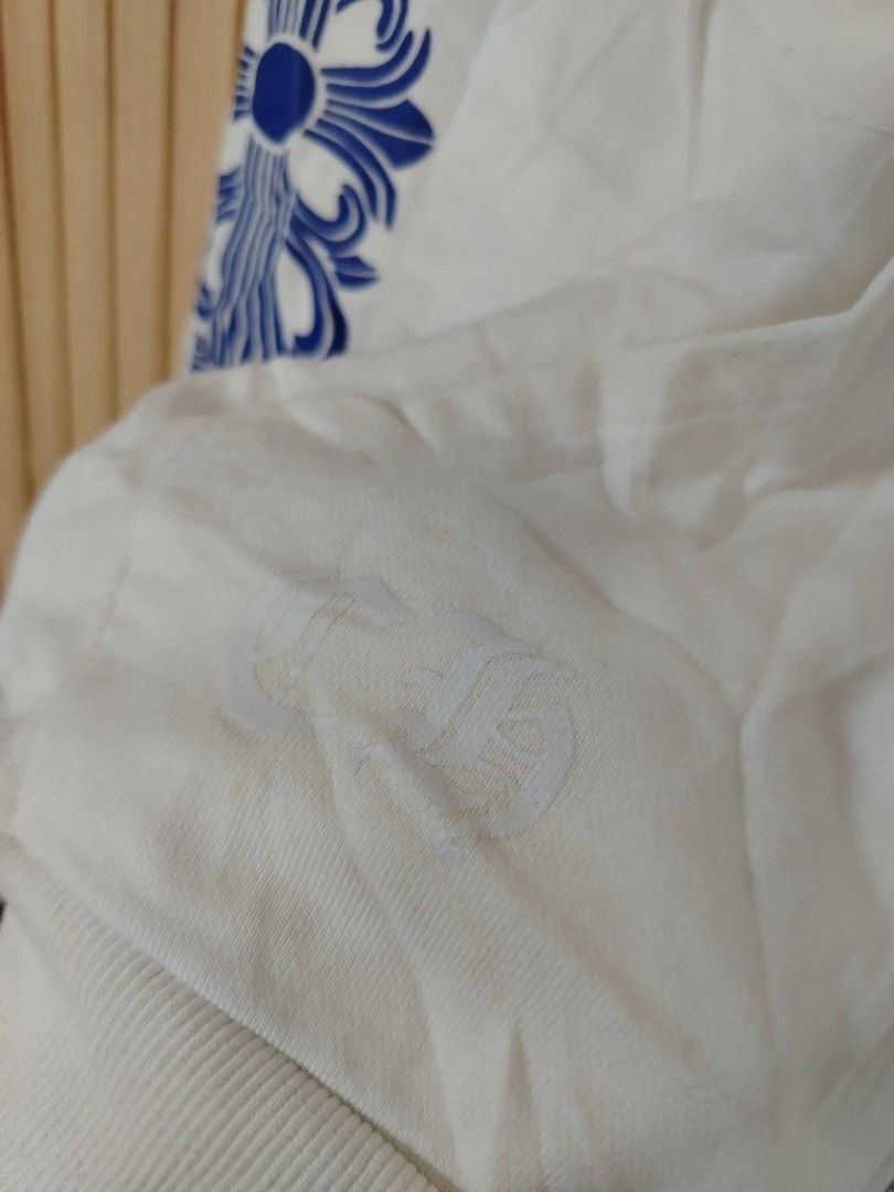 Chrome hearts x Rolling stone jacket (Category: Coats, Jackets and Outerwear) located in Liliw. Submitted by ayosthrift (Listing ID 1459285308, Image 3). Description: EXCELLENT CONDITION Large on tag 999+sf.