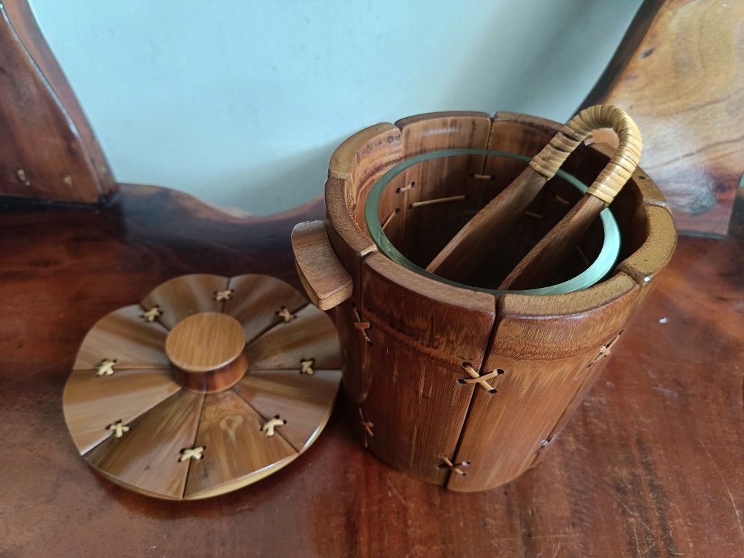 Classic Bamboo-Stitched Ice Bucket Set, with Box (Category: Food Organization & Storage) located in Imus. Submitted by ABrielleC (Listing ID 1459147521, Image 3). Description: Bamboo and Glass Height-6in Diameter-5.5in Glass Container-H4in x Dia4in Total Weight-1kg Note- As-is po yung Box Japan Surplus Item First to pay Loc Imus Cavite.