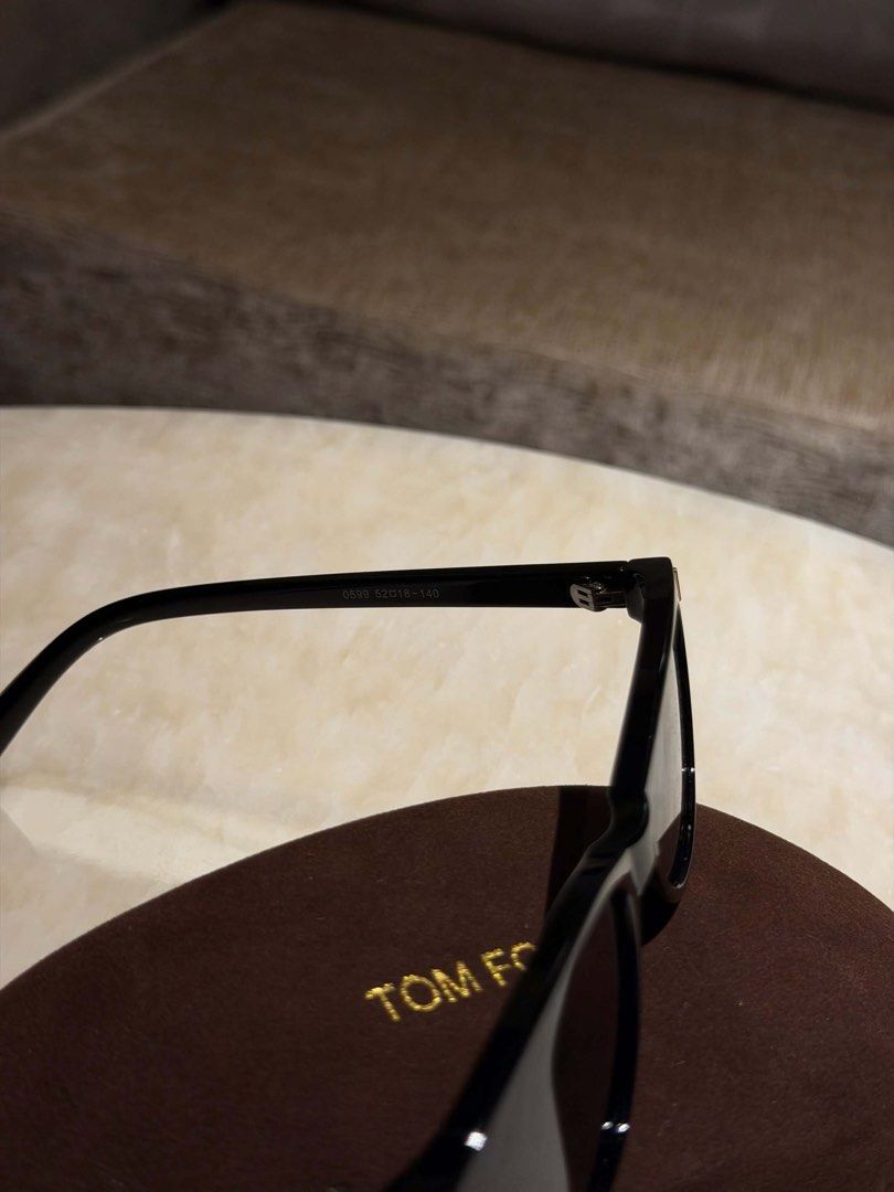 Classic Tom ford Sunglasses (Category: Sunglasses & Eyewear) located in Manila. Submitted by urbanglasses.mnl (Listing ID 1459244583, Image 3). Description: - Brand: Tom Ford - Style: Classic Sunglasses - Color: Black frame with dark lenses - Sourced from 🇻🇳 - Condition: Excellent (as pictured) - Includes: Tom Ford case and box.