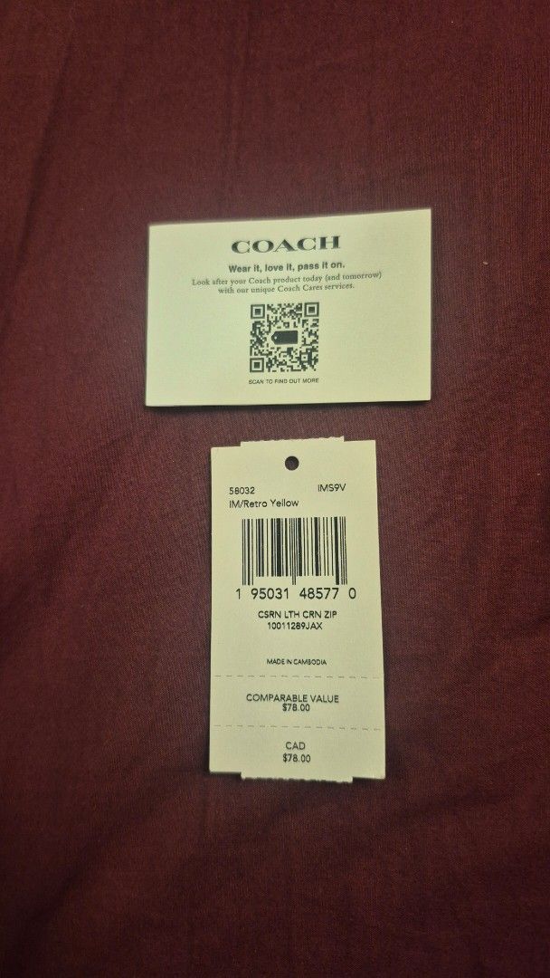 Coach Corner Zip Wristlet in Retro Yellow (Category: Luxury Bags & Wallets) located in Manila. Submitted by spottedleafy102 (Listing ID 1459204001, Image 3). Description: - Original price CAD78 or PHP3,504 - Authentic Coach yellow leather wristlet.