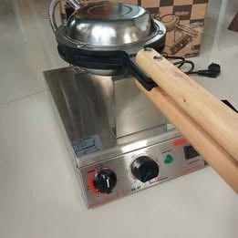 Commercial typed Bubble Waffle Maker Machine brand new Php3,500 (Category: Industrial Equipment) located in Taytay. Submitted by abeatrice77985 (Listing ID 1459106048, Image 3). Description: Commercial typed Bubble Waffle Maker Machine brand new Php3,500.